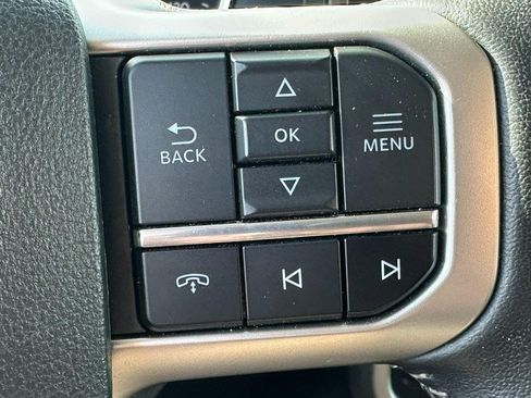 Used 2024 Ford Expedition Max XLT image 22