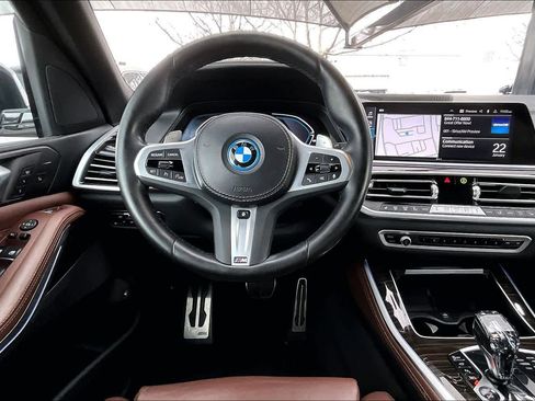 Used 2023 BMW X5 xDrive45e w/ Executive Package image 6
