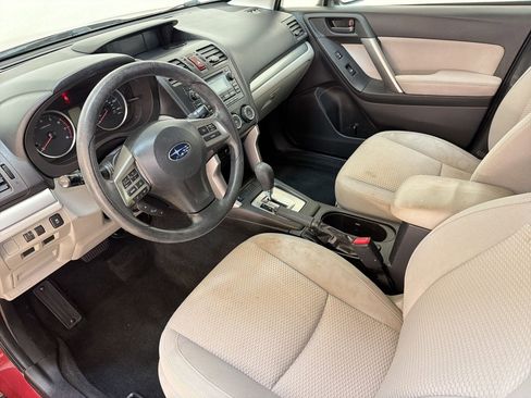 Used 2015 Subaru Forester 2.5i Premium w/ All-Weather Package AWD/4WD image 4