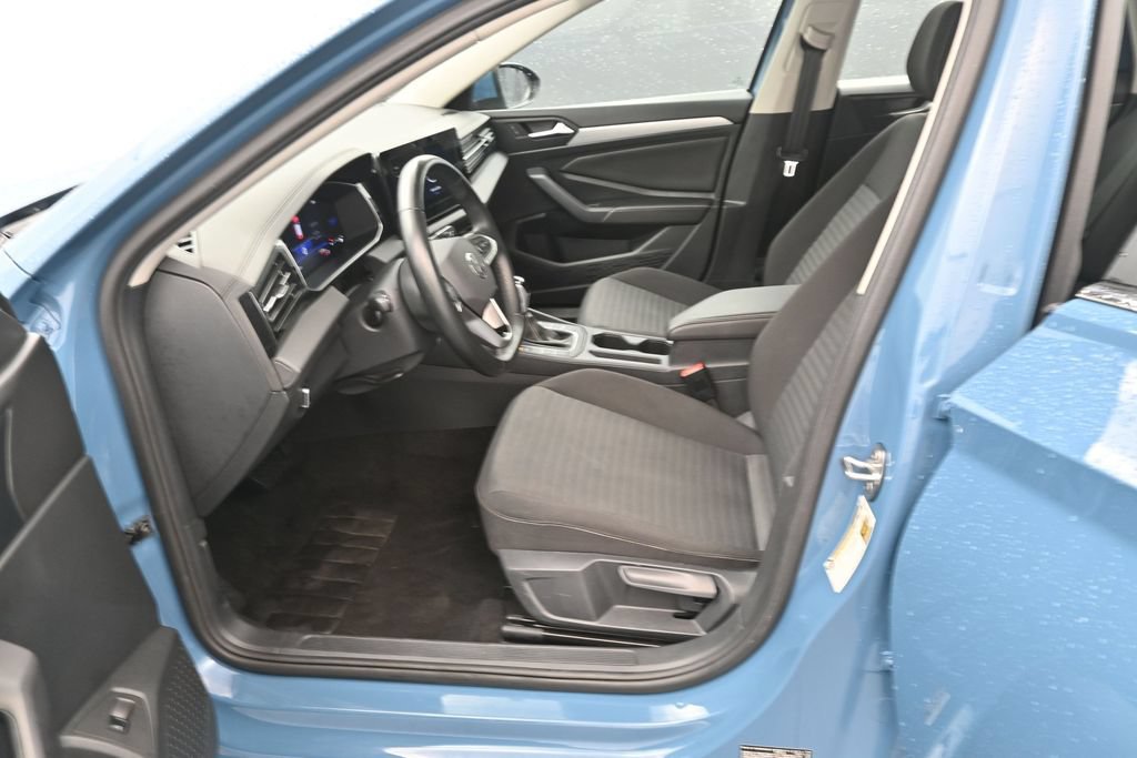 Used 2025 Volkswagen Jetta S FWD image 16