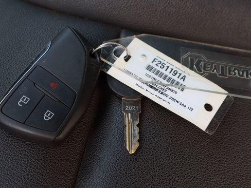 Certified 2024 Chevrolet Silverado 2500 W/T w/ WT Convenience Package image 31