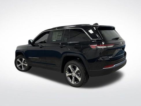 New 2025 Jeep Grand Cherokee Limited w/ Trailer Tow Package image 3