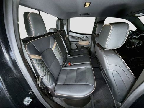Used 2023 GMC Canyon Denali AWD/4WD image 29