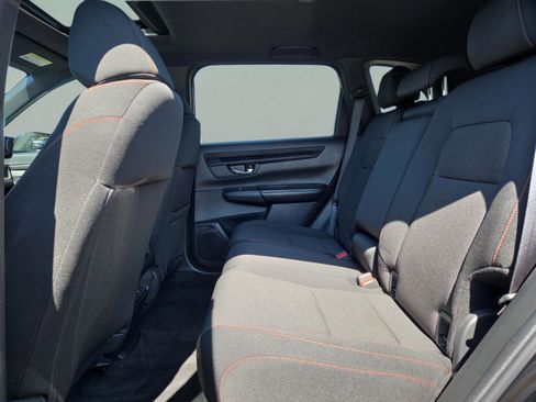 Used 2025 Honda CR-V Sport image 31