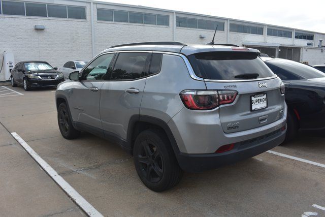Used 2024 Jeep Compass Latitude AWD/4WD image 6