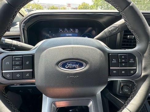 New 2026 Ford F250 Lariat w/ Black Appearance Package AWD/4WD image 22
