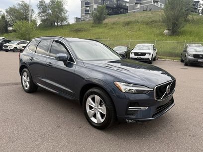 Used 2022 Volvo XC60 B5 Momentum