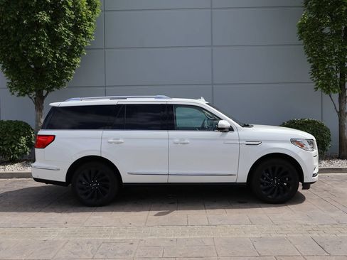 Used 2020 Lincoln Navigator Reserve w/ Equipment Group 208A Reserve AWD/4WD image 5