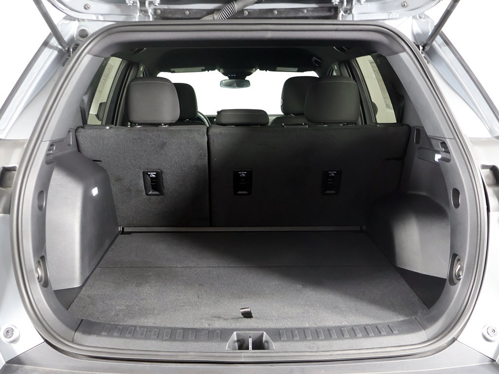 Used 2026 Chevrolet Equinox LT FWD image 21