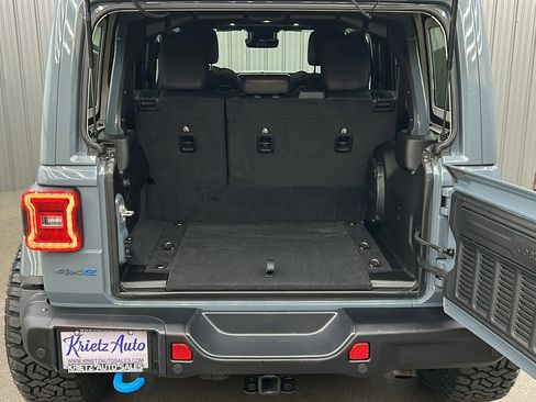 Used 2024 Jeep Wrangler Unlimited Rubicon 4xe image 14