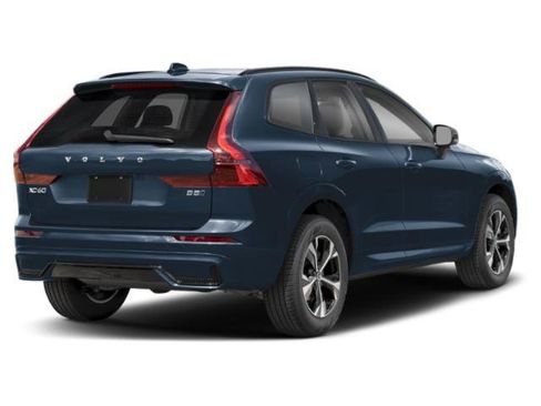 Used 2026 Volvo XC60 B5 Ultra w/ Protection Package Premier image 2