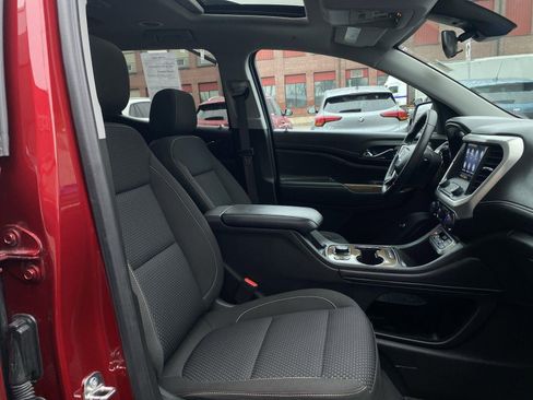 Certified 2023 GMC Acadia SLE w/ Driver Convenience Package image 20