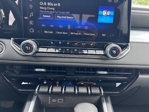 Used 2024 Chevrolet Colorado LT w/ LT Convenience Package III image 14