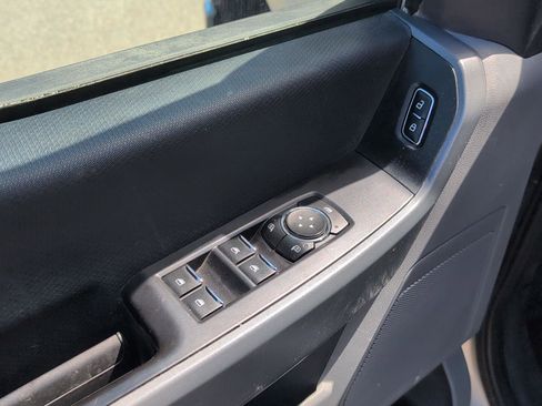 Used 2023 Ford F150 XLT AWD/4WD image 15