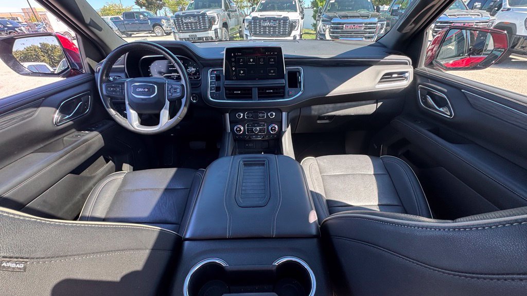 Used 2023 GMC Yukon XL SLT AWD/4WD image 14