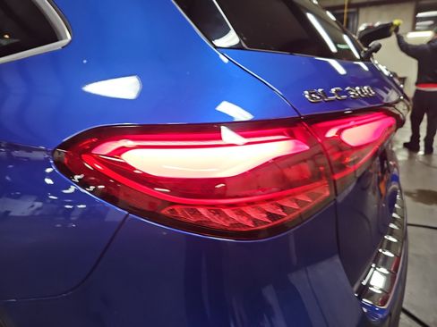 New 2026 Mercedes-Benz GLC 300 image 36