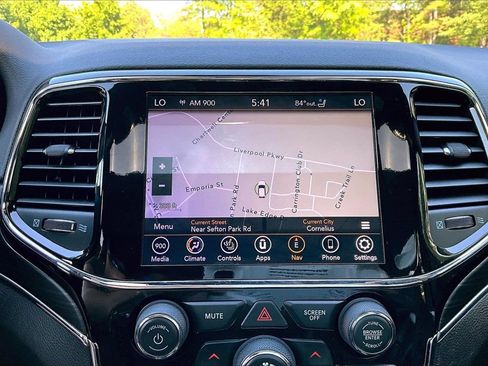 Certified 2021 Jeep Grand Cherokee Limited w/ Luxury Group II AWD/4WD image 13
