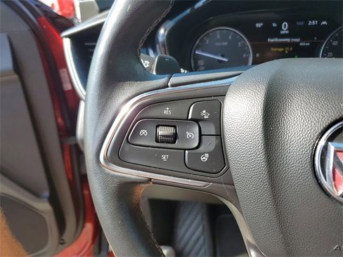 Used 2023 Buick Envision Essence image 12