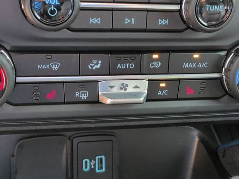 Certified 2023 Ford Bronco Black Diamond AWD/4WD image 24