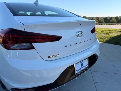 Used 2019 Hyundai Elantra SEL FWD image 30