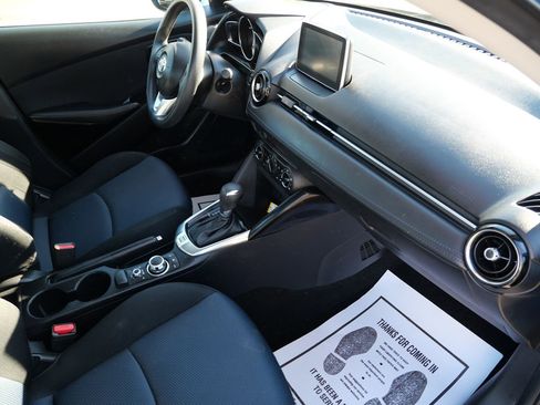 Used 2017 Toyota Yaris iA FWD image 28