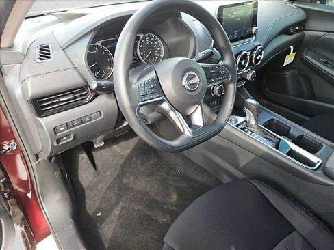 New 2025 Nissan Sentra SV image 9