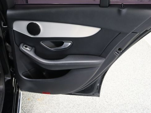 Used 2018 Mercedes-Benz C 300 Sedan image 36