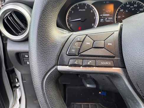 Used 2022 Nissan Versa S w/ Trunk Package image 13