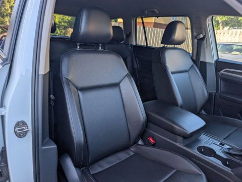 Used 2018 Volkswagen Atlas SE FWD image 31