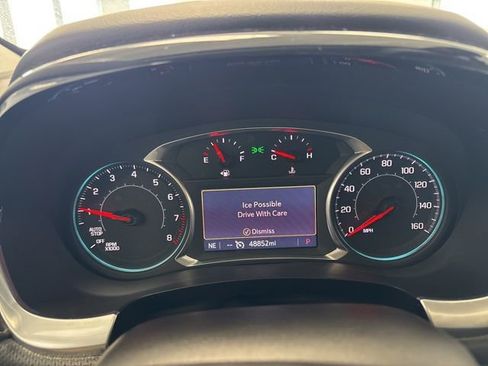 Used 2021 Chevrolet Traverse Premier image 33