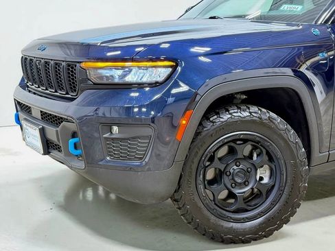 Used 2022 Jeep Grand Cherokee Trailhawk AWD/4WD image 21