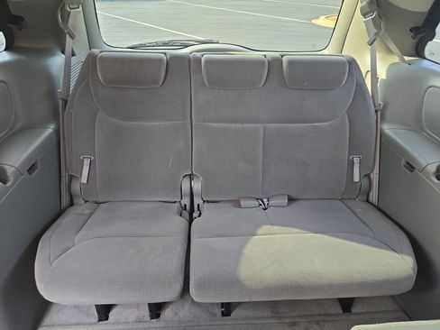 Used 2005 Toyota Sienna LE image 27