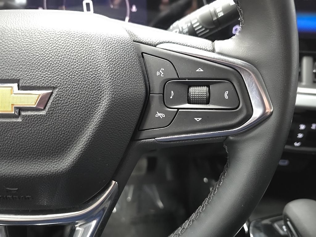 Used 2024 Chevrolet Trax LT w/ LT Convenience Package FWD image 20