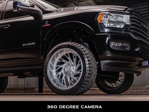 Used 2024 RAM 2500 Limited AWD/4WD image 11