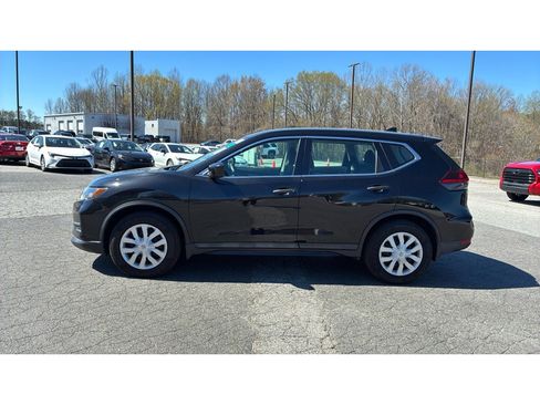 Used 2020 Nissan Rogue S image 4