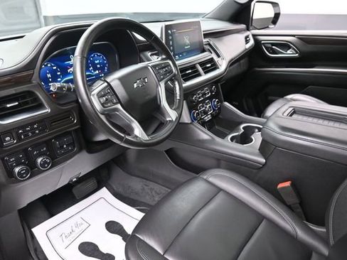 Used 2024 Chevrolet Tahoe Z71 w/ Z71 Off-Road Package AWD/4WD image 18