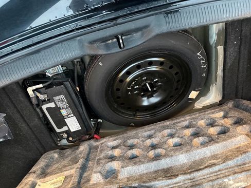 Used 2019 Dodge Charger SXT RWD image 20