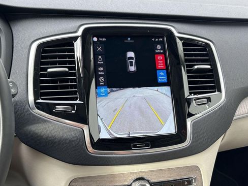 Certified 2023 Volvo XC90 B6 Plus w/ Protection Package Premier image 24