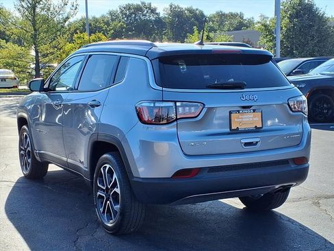 Certified 2022 Jeep Compass Limited image 4