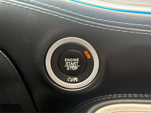 Used 2021 Dodge Challenger R/T Scat Pack RWD image 33