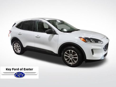 Used 2022 Ford Escape SE w/ Convenience Package AWD/4WD image 1