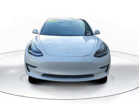Used 2020 Tesla Model 3 Long Range image 2