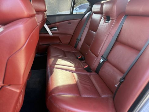 Used 2006 BMW M5 RWD image 23