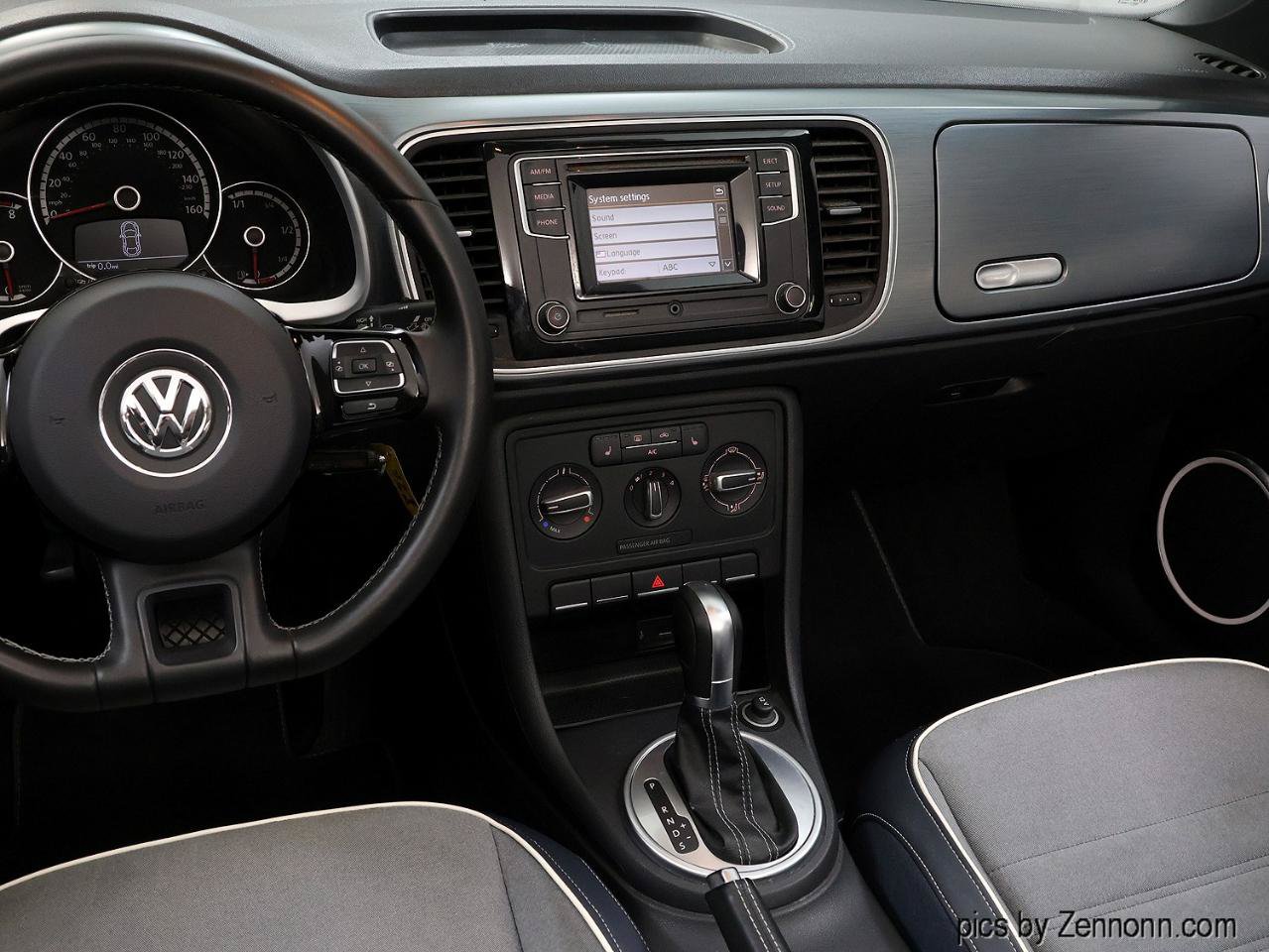 Used 2016 Volkswagen Beetle 1.8T Denim FWD image 17