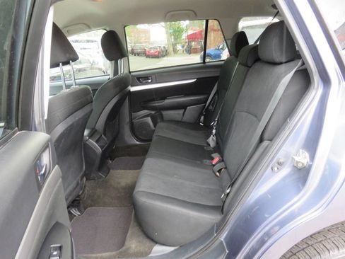 Used 2014 Subaru Outback 2.5i Premium AWD/4WD image 17