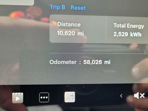 Used 2022 Tesla Model 3 Long Range image 22