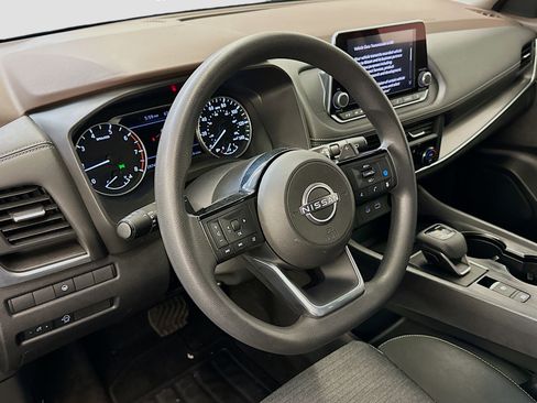Used 2023 Nissan Rogue SV AWD/4WD image 18