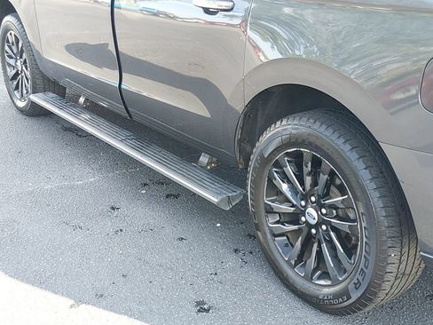Used 2021 Ford Expedition Max Limited AWD/4WD image 18