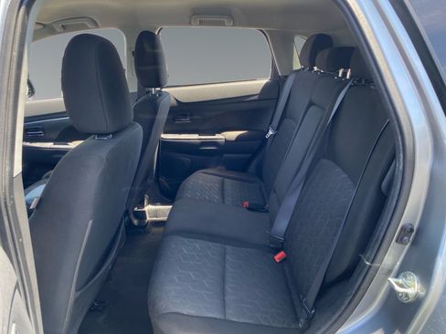 Used 2022 Mitsubishi Outlander Sport LE FWD image 13