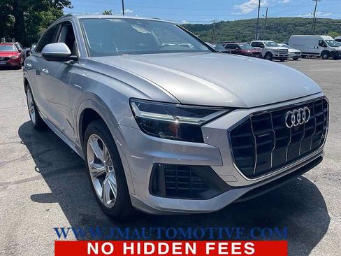 Used 2021 Audi Q8 Premium Plus w/ Premium Plus Package AWD/4WD image 5